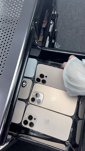 19K views · 1.1K reactions | Immersive Packaging of iPhone 16 #iPhone #AppleMobilePhone #UsedAppleMobilePhone #iPhone16Pro #DigitalTechnology | AK Tech Shorts | Facebook