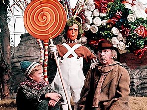 Willy Wonka and the Chocolate Factory movie review (1971) | Roger Ebert