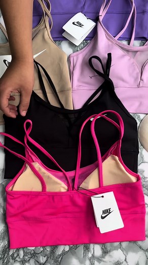 EL TOP MAS BELLO EXISTE Y ES ESTE A tan solo 11 mil pesos por menor Hacemos ventas por menor y mayor Envios a todo el pais 🇦🇷 #parati