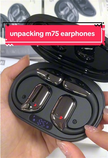 The new headphones are here, m75 Bluetooth headphones, support AI translation, battery level display, cool and super textured!#music #audio #earbuds #fyp #translationearbuds