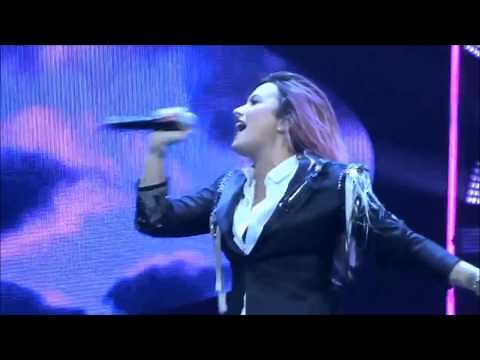 ► Demi Lovato - The Neon Lights Tour (Full Concert) HD