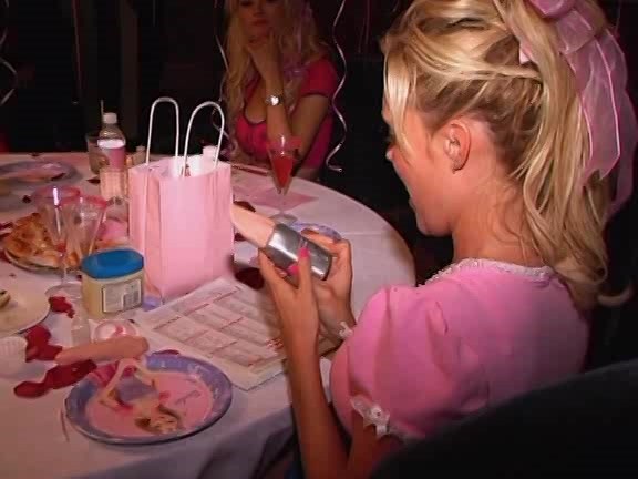The Girls Next Door Season 1-6 (Complete Series) *UNCENSORED*