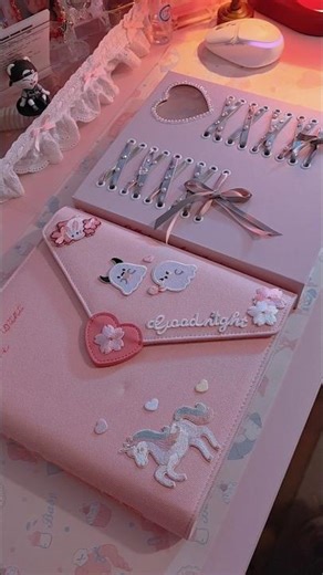 Decorating my kpop binders 🩷 #Pink #kpop #stay #straykids #cute #aesthetic #decoration #ideas