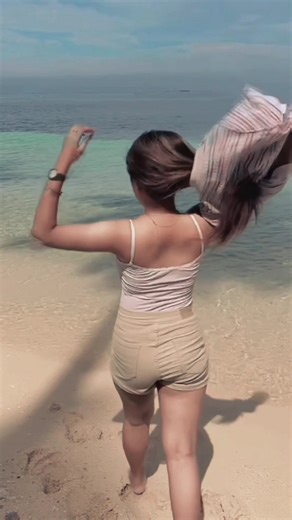 Relaxing Beach Walk with Scenic Ocean Views