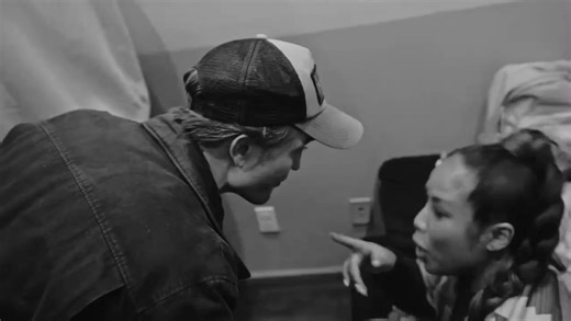 6.5K views · 151 reactions | The BLUE NOTE Jazz Club/restaurant shared new footage that includes Robert Pattinson backstage at their establishment. Source: https://www.instagram.com/reel/DQVKvCSDtcU/?igsh=ZXdsOWozM2oyNjVp | In the footsteps of Robert Pattinson | Facebook