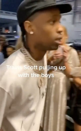 8.2M views · 10K reactions | They didn’t know it was Travis Scott #travisscott1s #traviscott #drake #offset #astroworld #hiphop #hiphopmusic #hiphopculture #rapper #rap #reelsvideoシ #reelsviralシ #reelsfbシ #reelsfypシ #reelsfacebook #reelschallenge #reelitfeelit #explorepage #love #funny #funnyvideo #videos #viralpost #repost #comedy #DJRonX | Ron X | Facebook