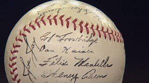 When you have a $15,000–$25,000 treasure rolling around in the sock drawer... | Antiques Roadshow l PBS