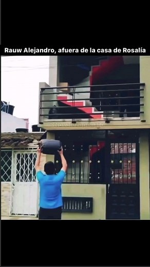 11K views · 138 reactions | Raúl Alejandro dedicando canciones a @rosalia.vt | Day Once - Memes | Facebook