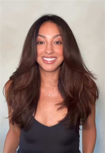 @tabithaqassom hair is serving major shine with zero grays✨ We are obsessed with this brunette refresh using our Radiant Hair Color Kit in Napoli (5NGV). Snag it for 50% off in-store and online @Ulta Beauty 9/5! 🛍️ #MadisonReed #MadisonReedColor #RadiantHairColor