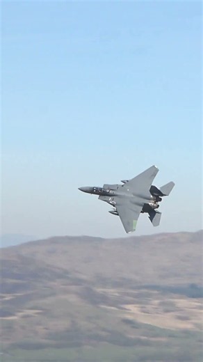 USAF F-15 EAGLE RIPPING UP THE MACH LOOP