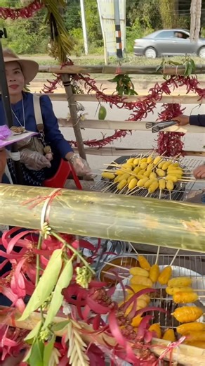 บุญตักบาตรข้าวจี่ อำเภอโคกศรีสุพรรณ