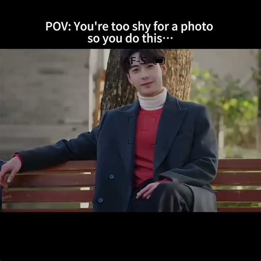 My Page in the 90s" is a Chinese romance comedy drama starring Chen Xingxu and Wang Yuwen.