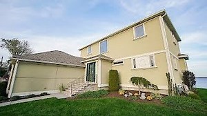 Watch Beach Hunters Season 3 Episode 3 - Narragansett Bay Retreat