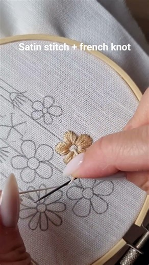 Easy floral embroidery 🌸🧵Satin stitch + french knot ✨ #embroidery #tutorial #diy #handmade #craft