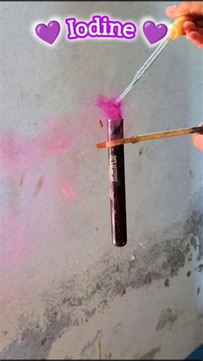 𝗜𝗼𝗱𝗶𝗻𝗲💜#shorts #science #chemistry #explore #experiment #art #school #lab #colors #practical #iodine
