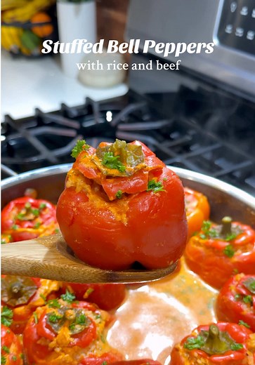 Stuffed Bell Peppers with Rice and Beef Recipe