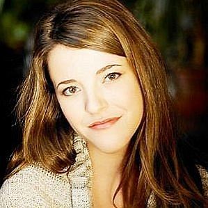 Paula Brancati Boyfriend 2026: Dating History & Exes - CelebsCouples