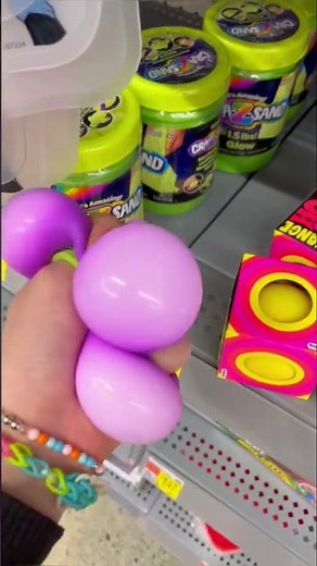 I ORGANIZED WALMARTS FIDGETS! 😱 *highly satisfying*