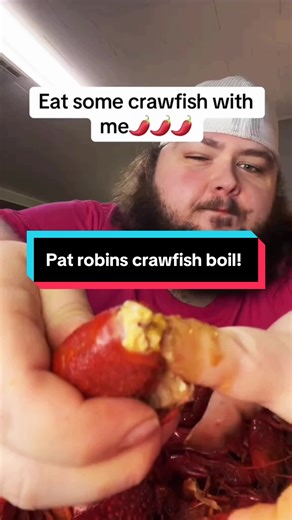 Welcome to pat and robins cooking #crawfish #louisiana #seafoodboil #seafood #fyp #foryoupage #crawfishboil #beard #cooking #patrobincooking #cajun #crawfishseason #mudbugs