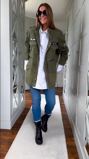 Casual Weekend Style: Military Jacket And Brown Bag 🏙️ #fashiontrends #outfitideas #streetstyle