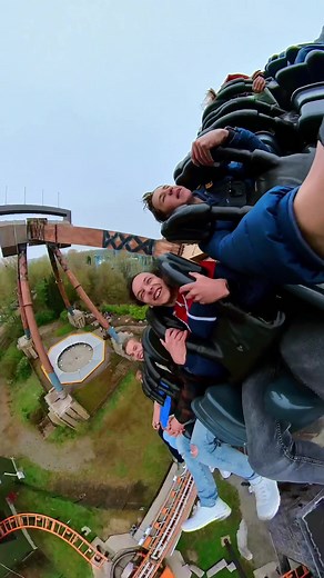Sledge Hammer Thrill Ride at Bobbejaanland Belgium