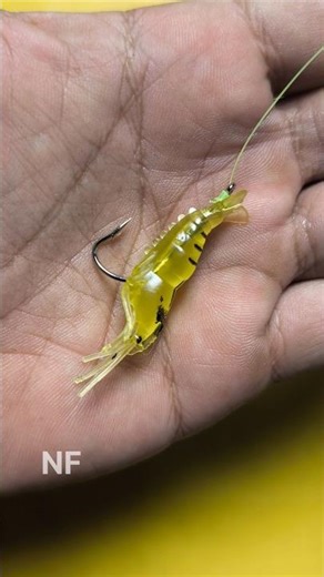 How to put fishing bait #shorts #fishing #tutorial