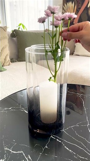 Sommer ins Haus holen? 💐 Dieses DIY-Windlicht macht’s möglich.🤭