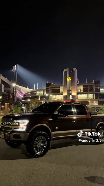 King Ranch F-150 Bubba Truck: A Squatted Truck Showcase