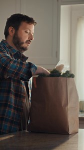 Want cheese made with 100% Canadian dairy? Here’s a helping hoof: choose Black Diamond, Cracker Barrel, and Cheestrings | Black Diamond