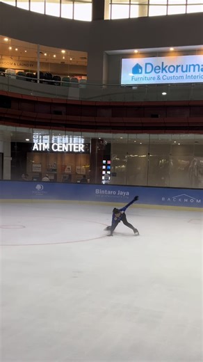 Mastering the Flying Sit with a Death Drop in Figure Skating