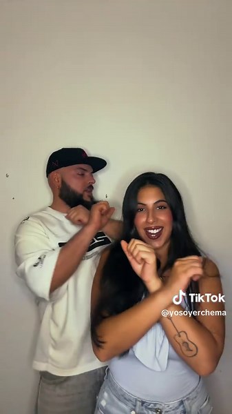 Explora Sevilla con Amara Delgado Romero