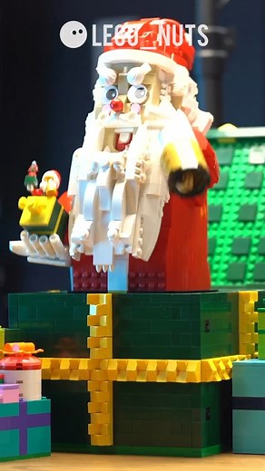 Building Motorized LEGO Santa by lego_nuts | Beyond the Brick