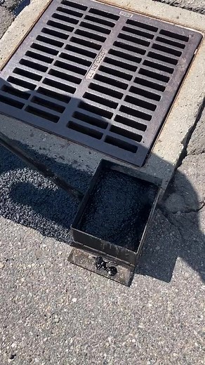 Sealing her up with some mastic one h/t asphaltpres #asphalt #asphaltpaving #asphaltroads #roads #roadconstruction #paving #pavingtheworld #pavinglife #construction #roadconstructionequipment #asphaltcontractors #equipmentoperators #blacktop #heavyequipment #leeboy #pavingequipment #wirtgen #pavement #asphaltlife #PaveLikeAPro #asphaltrepair #asphaltcowboy #milling #contractorsofinsta #asphaltgold #hardwork #roads #layitdown #asphaltmaintenance #roadrepair | PavePro Asphalt Release Agent & Remov