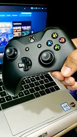 How to Connect Your Xbox Controller to Your PC #Shorts