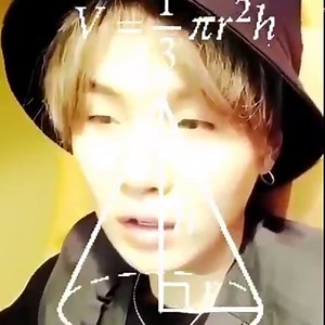 remember when an army told that "Nasa will play bts songs on the moon" and yoongi was so confused saying there is no air on the moon started explaining how sound cannot travel in space😆 ©️mollajoon ~taetaeily | Hrisyanatics