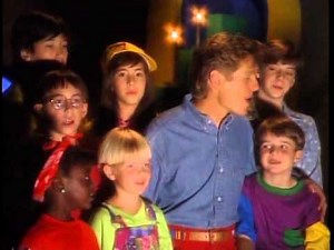 Steve Green We Love Him 1 John 4:19&10