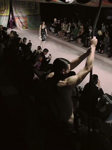 Gigi Hadid Shines at Versace SS22 Fashion Show