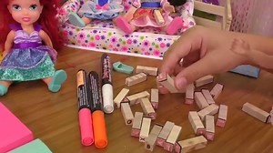 Little Elsa's BIRTHDAY party ! Elsa and Anna toddlers party with friends - Surprise Gifts - Cake