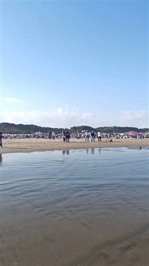 鴻巣花火大会にブルーインパルスか💦電車も道路も終わるな😱入間展開で、昨年の大洗みたいに15時前後のフライトかな？てかランドマークないよなぁ