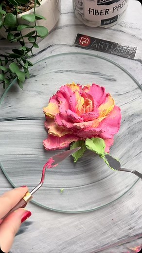 Create a 3D flower in color with FIBER paste and painting spatula using our guide 🎨🌺 #artmie #fiberart | ARTMIE