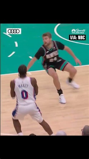 VJ Edgecombe steals and slams against the Grizzlies