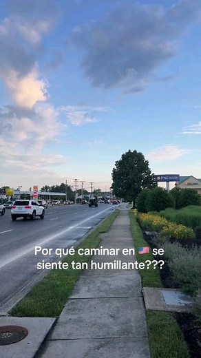 Hispanos en Estados Unidos | Comunidad on Instagram: " A veces, estar lejos de casa puede ser difícil. Pero cada día es una oportunidad para crecer y aprender en esta nueva aventura.  ¡Juntos podemos superar cualquier desafío que se nos presente!  #FYP #LatinosEnUSA #HispanosEnUSA Créditos: Daniela Bejarano"