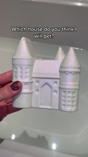 Let me know if you want more colour reveal bath bombs! I love these😁 #foryou #harrypotter