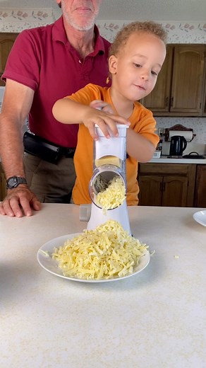 Baby cooking with daddy | Neo KirchBaby