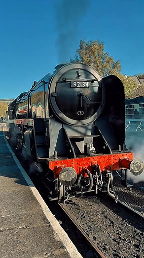 Heavy metal for heavy metal. A quick tour around BR Standard 9F No. 92134 #NYMR #Railway200 #HeritageRailway #BR9F #brstandardclass9f | NorthYork.00