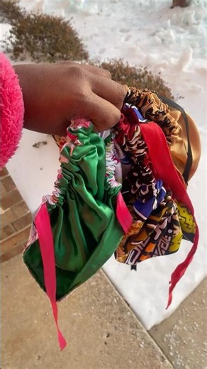 Scrub caps handmade & satin lined #handmadehairaccessories #satinhairaccessories