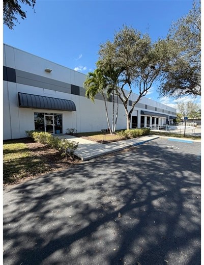 2025 NW 15th Ave, Pompano Beach, FL 33069 - Pros and Tools Pompano | LoopNet