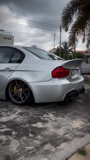 BMW E90 Air Suspension Modifications Explained