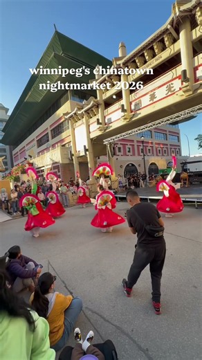 Chinatown Night Market in Winnipeg! ✨A night full of delicious food, lights, music, and fun! 🥟🎶🦆