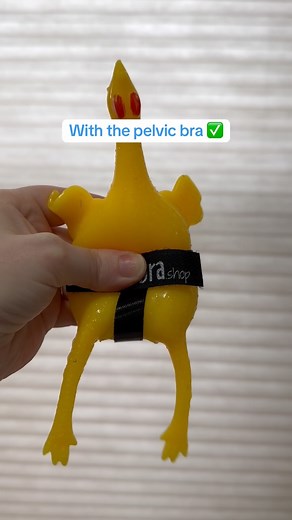 Meet the prolapse chicken—a fun but powerful way to visualize pelvic organ prolapse and how perineal compression support, like myPelvicBra, can help! 🔎 Without support: The prolapse chicken shows what happens when pelvic organs shift downward due to weak or overstretched pelvic floor tissues, leading to bulging, pressure, and leaks. 🔎 With myPelvicBra: Just like gentle hands lifting and supporting the pelvic floor, perineal compression elevates the bladder and organs, reduces pressure, and hel